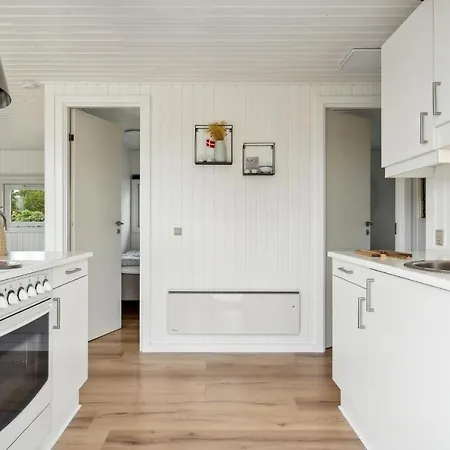Stunning In Brenderup Fyn With Kitchen Holiday home Vedelshave