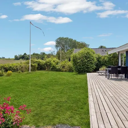 Stunning In Brenderup Fyn With Kitchen *